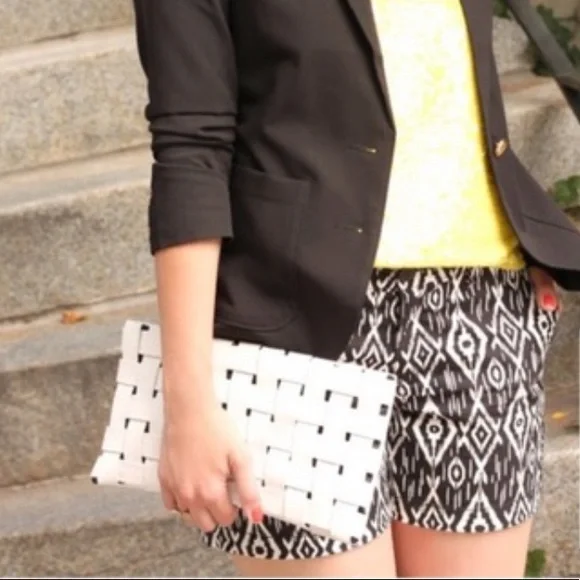 J Crew red & white city fit stretch IKAT shorts - Picture 5 of 12